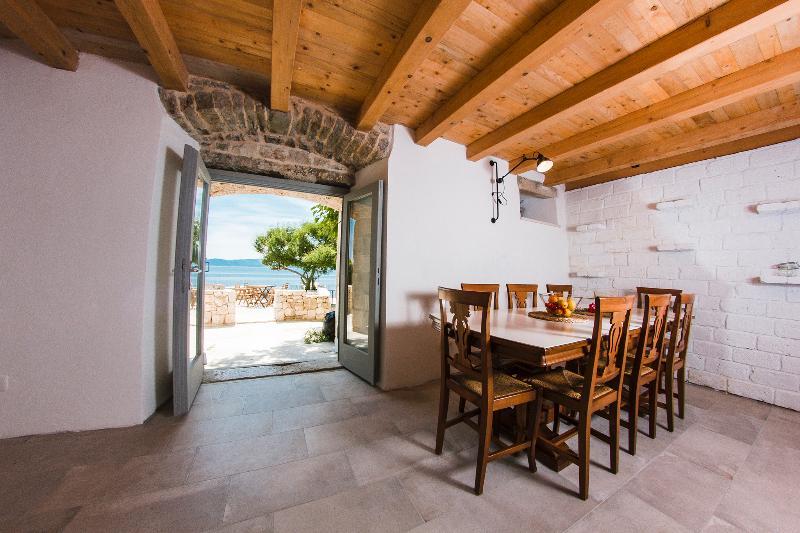 Stone Lady - Holiday Home Omiš Exterior foto